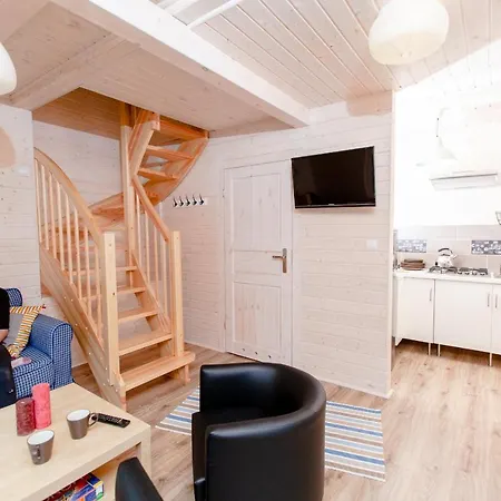 Деревянный коттедж Pomona Нехоже