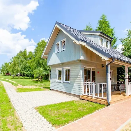 Деревянный коттедж Pomona